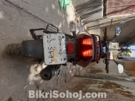 Pulsar 150